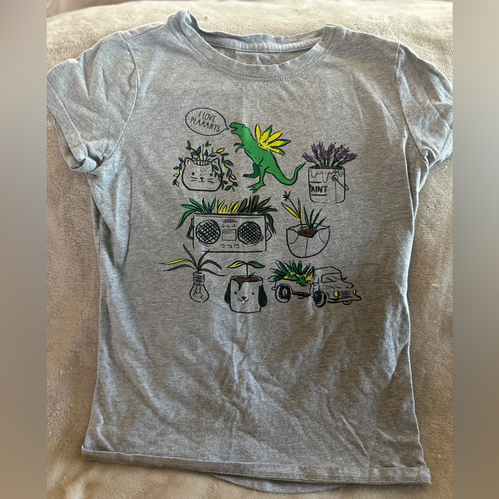 Cat & Jack Kids Dinosaur Plants and Nic Nacs T-shirt
